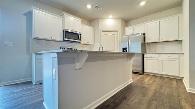 Building Photo - 405 Stoneybrook Dr