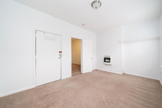 Building Photo - 434 Central Ave