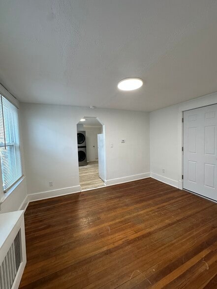 Building Photo - 48 Liberty St