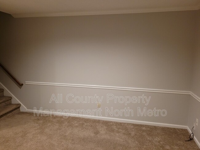 Building Photo - 1406 Defoors Dr NW