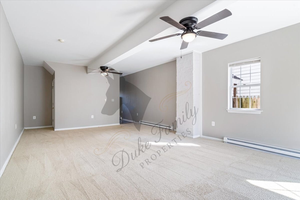 Building Photo - 608 N Queen St