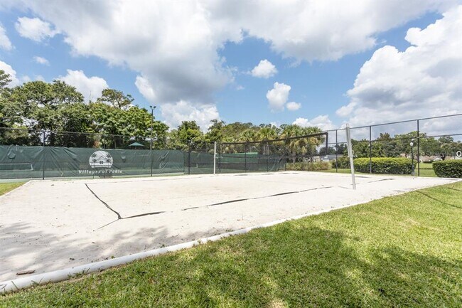 Building Photo - 14180 Hampton Falls Dr N