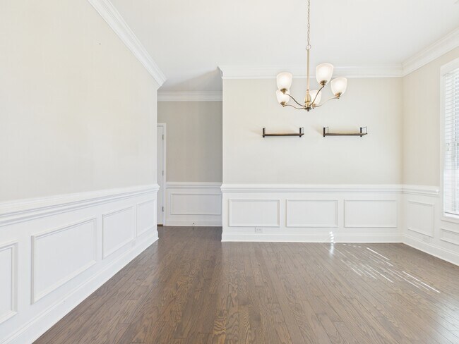 Building Photo - 8810 Douglas Palace Ct