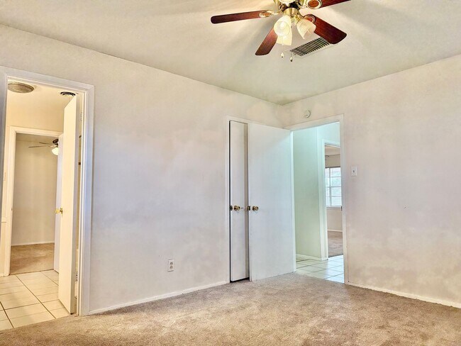 Building Photo - Home for Rent