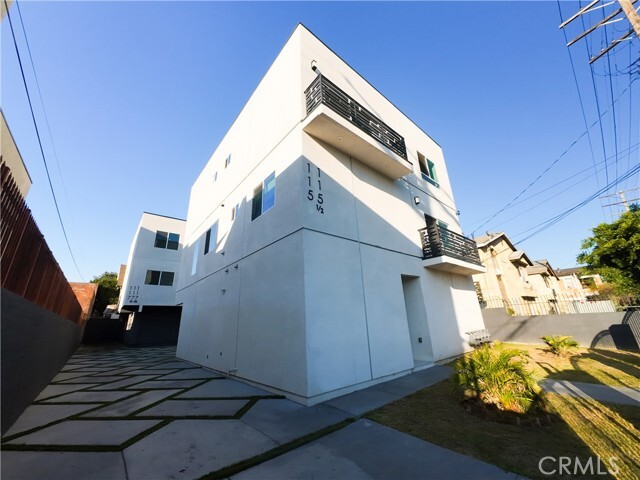 Building Photo - 117 E 29th St
