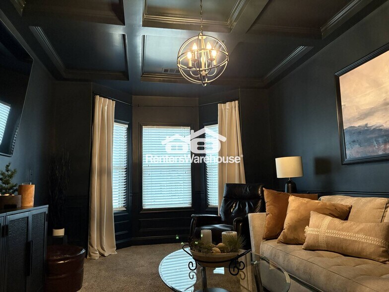 Building Photo - 4581 River Hill Cir