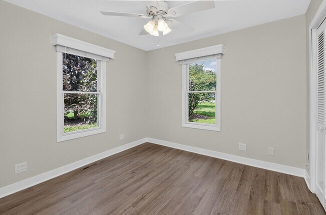 Building Photo - 100 83rd St