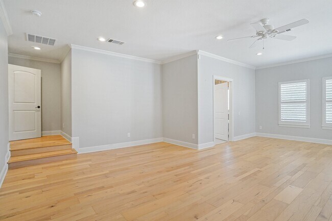 Building Photo - 13297 Roanoke Rd