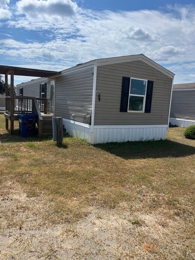 Building Photo - 142 CO ROAD 5516-F32