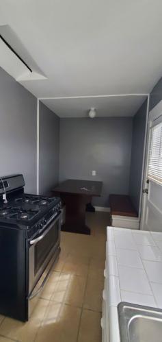 Building Photo - 2867-2873 Edgehill Dr