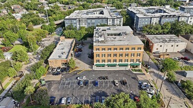 Building Photo - 3401 Louisiana St