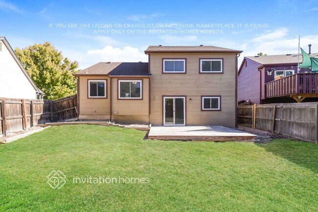 Building Photo - 11242 W 102nd Dr