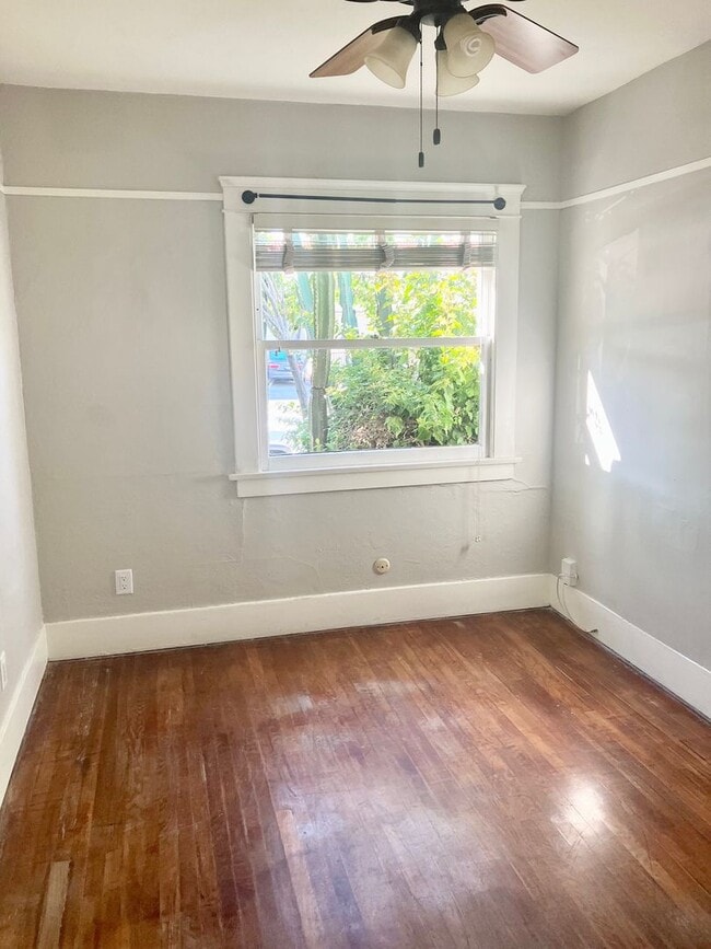 Building Photo - Charming Pet Friendly Home in Normal Heights