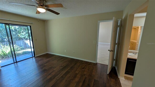 Building Photo - 840 Lake Jackson Cir