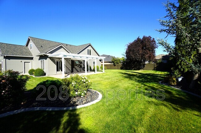Building Photo - 1921 W Aspen Creek Dr