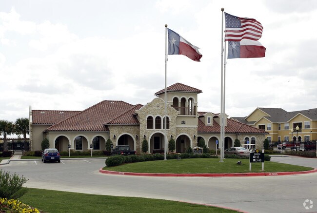 Primary Photo - The Ravello