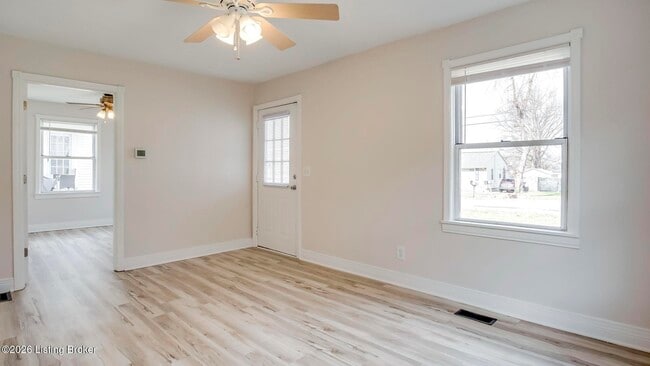 Building Photo - 3318 Van Winkle Dr