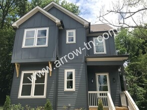 Building Photo - Beautiful New Construction for Rent in Sou...
