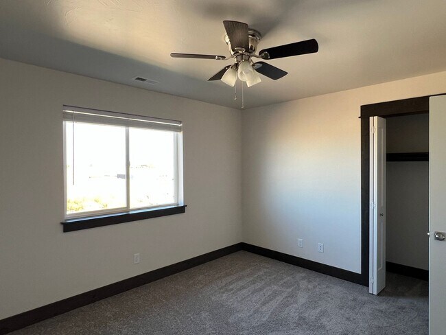 Building Photo - 2021 Windjammer Wy