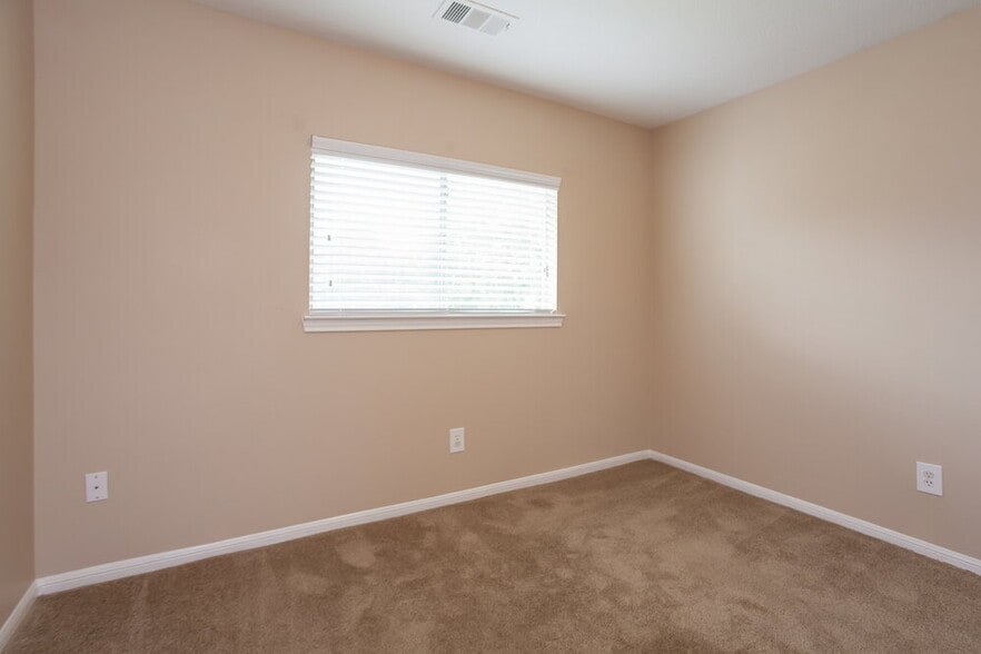 Building Photo - 4606 Serenity Trail
