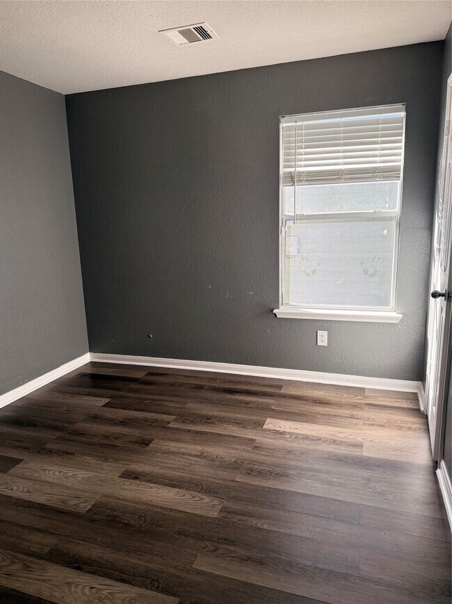 Building Photo - 8026 Arrington Forest Ln