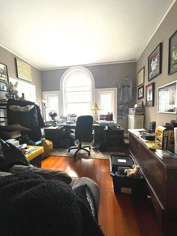 Building Photo - 1680 Beacon St