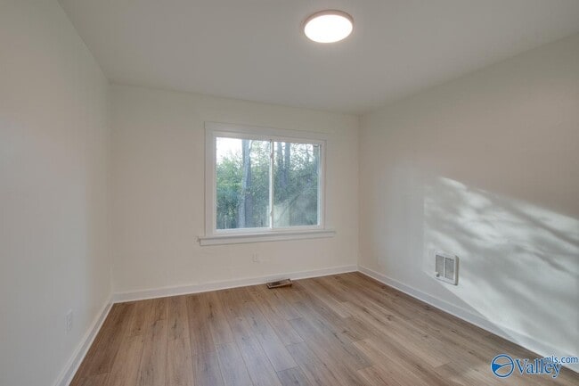 Building Photo - 2705 Wilson Dr NW