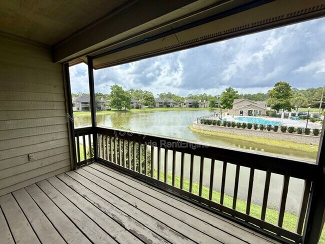 Building Photo - 10200 Belle Rive Blvd