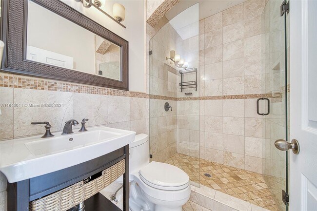 Building Photo - 16544 SW 75th Terrace