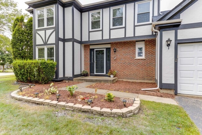 Building Photo - 285 Stanton Dr