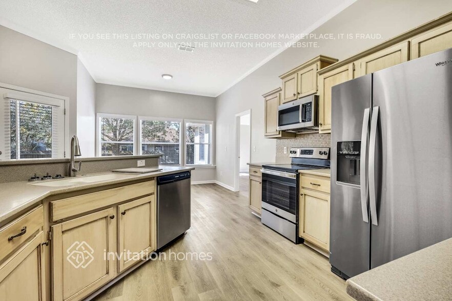 Building Photo - 2591 Tramore Pl