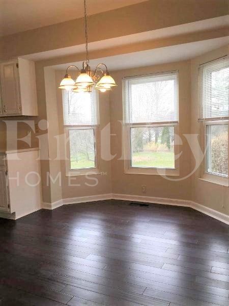 Building Photo - 9742 Coventry Ct
