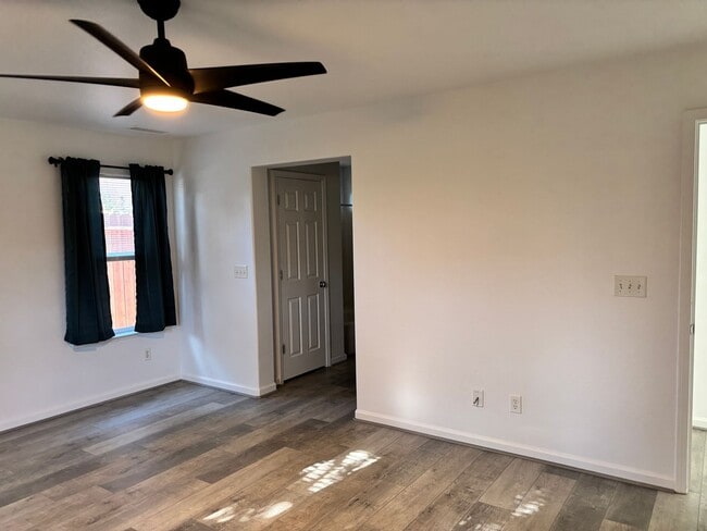 Building Photo - PRICE JUST REDUCED ONLY $2,600 PER MONTH F...