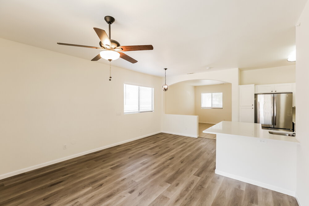 Building Photo - 11222 W Almeria Rd