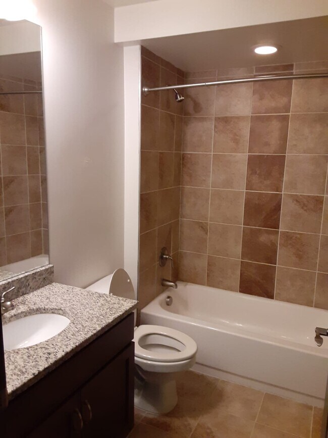 Building Photo - CHATHAM LOFTS