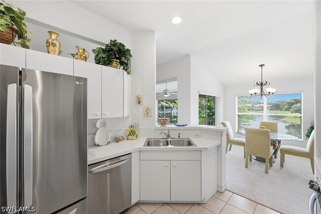 Building Photo - 866 Carrick Bend Cir