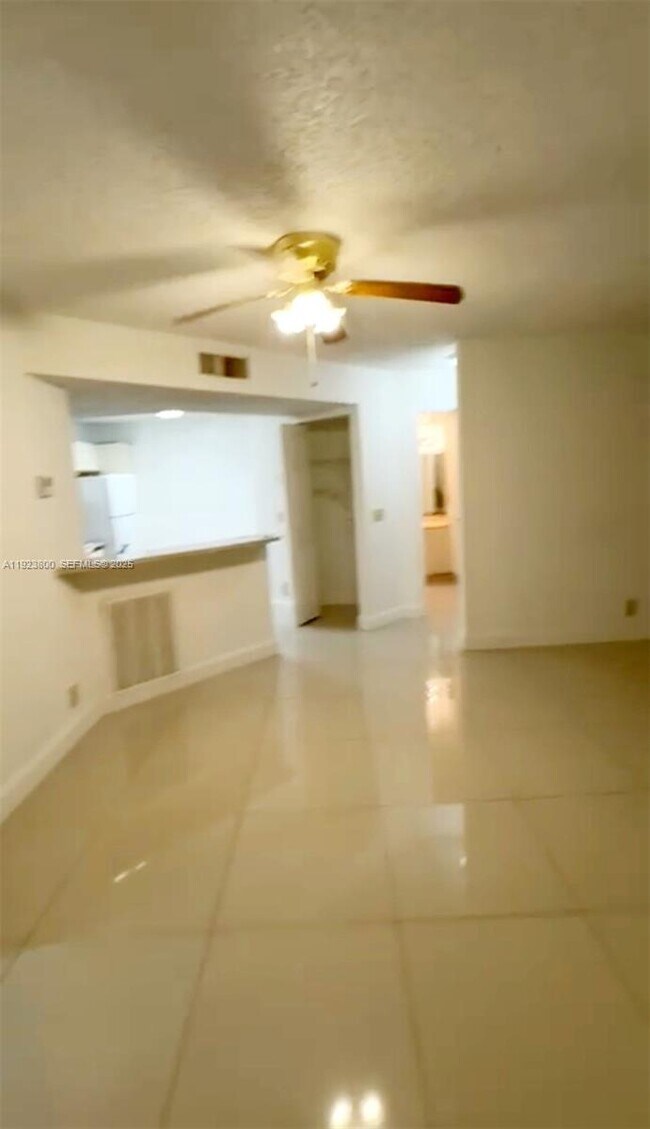 Building Photo - 9055 Wiles Rd