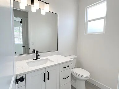 Building Photo - 366 Forty