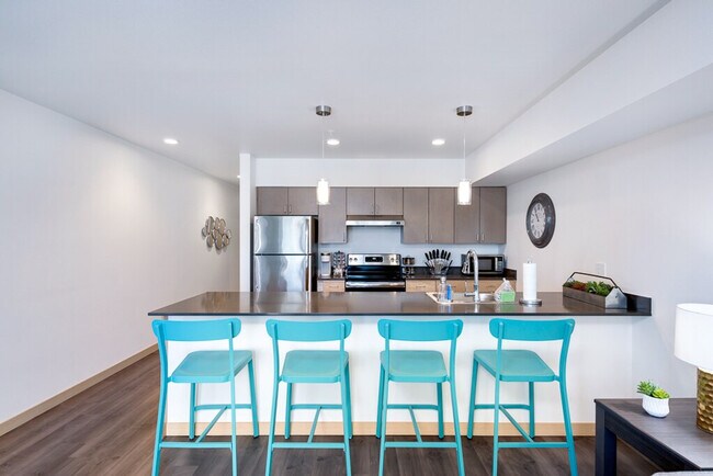 Building Photo - 1724 S Stevens St