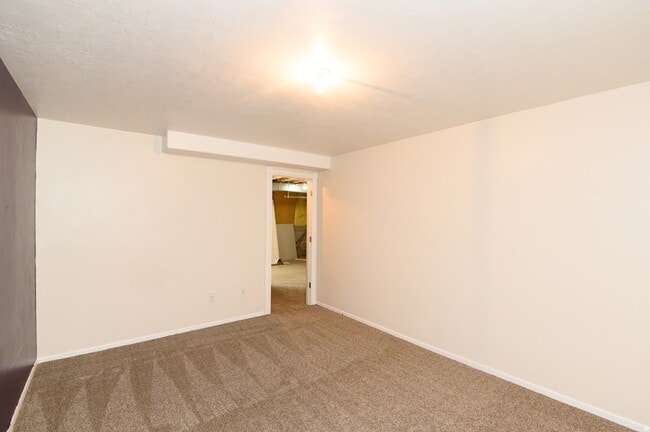 Building Photo - 13533 Venicia Way