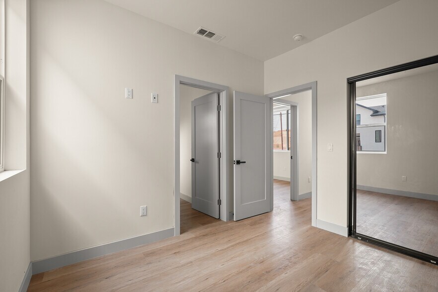 Building Photo - 2154 245th St