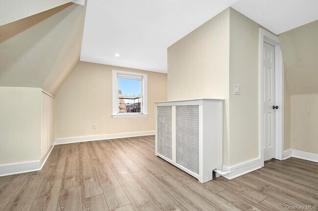 Building Photo - 403 Palisade Ave
