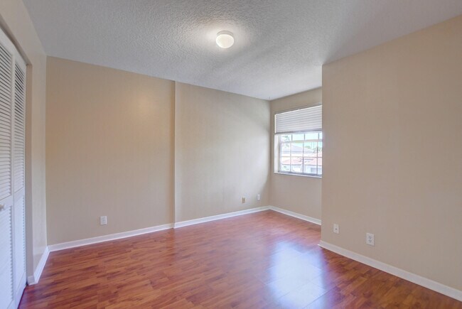 Building Photo - 11073 Harbour Springs Cir