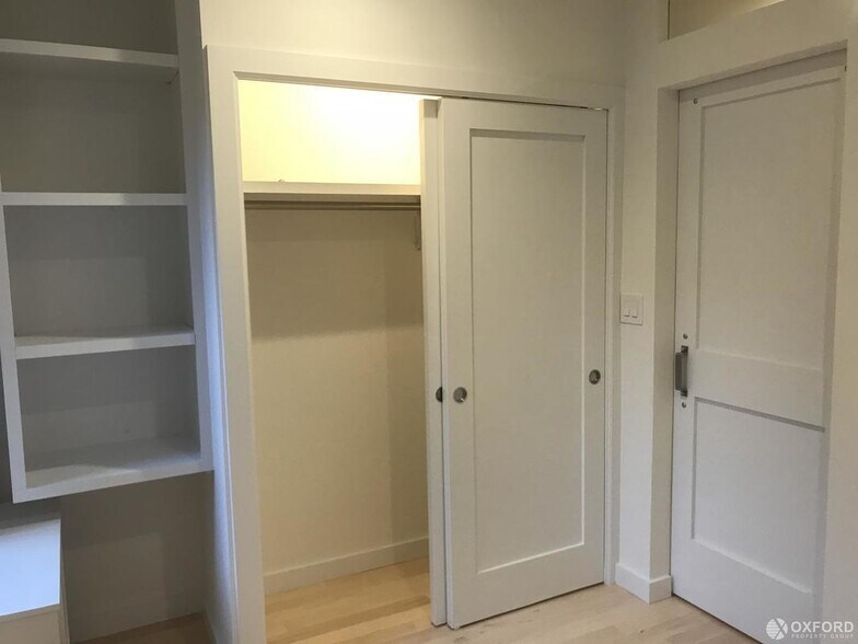 Building Photo - 328 E 59th St