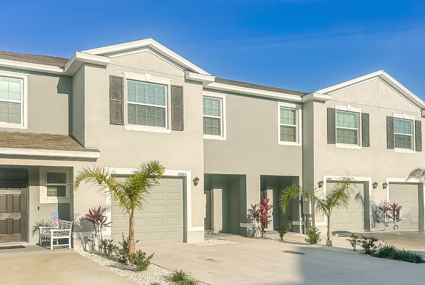 Building Photo - 11885 Mountain Retreat Ln