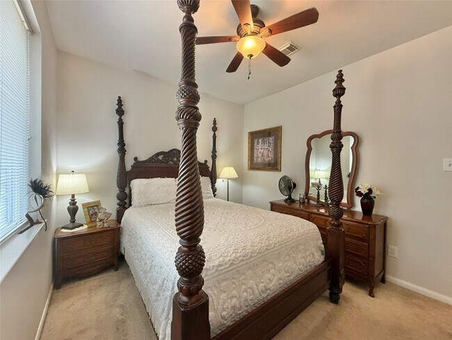 Building Photo - 176 S Holly Laurel Cir