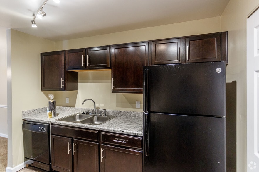 The Saxony 700 Saxony Lake Dr Antioch TN 37013 Apartment Finder