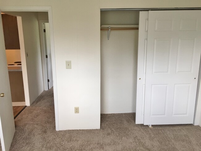 Building Photo - 3861 Brown Ave