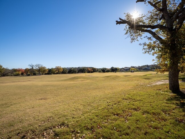 Building Photo - 1209 Hi Stirrup