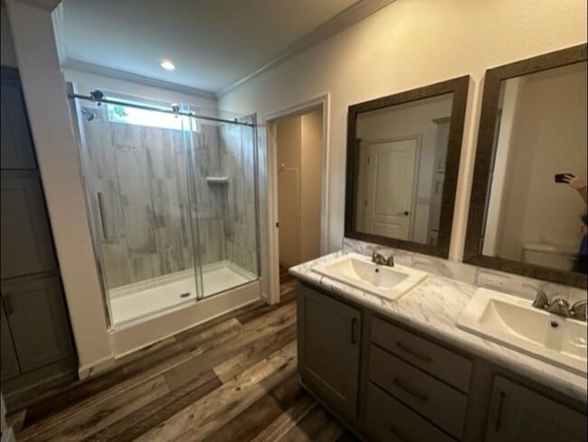 Building Photo - 40984 Roselle Lp